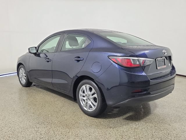 Used 2017 Toyota Yaris iA FWD image 7