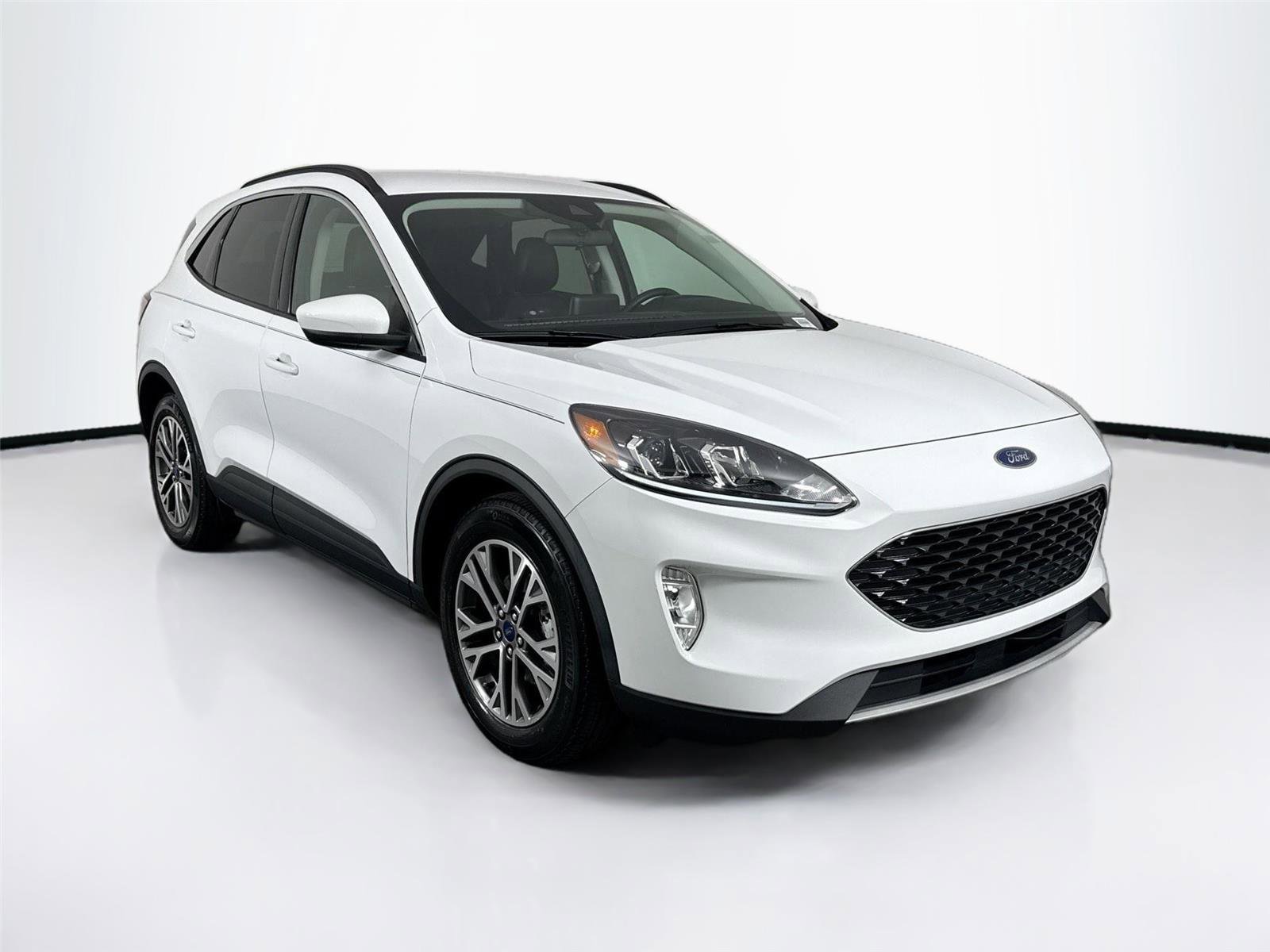 Used 2022 Ford Escape SEL w/ Technology Package image 10