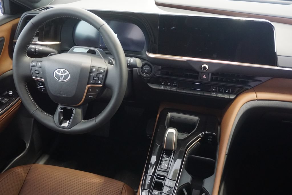 New 2026 Toyota Crown Signia AWD/4WD image 32