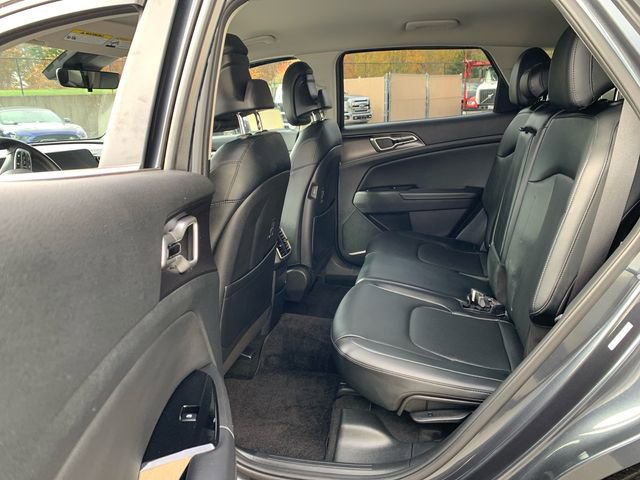 Used 2023 Kia Sportage EX image 15
