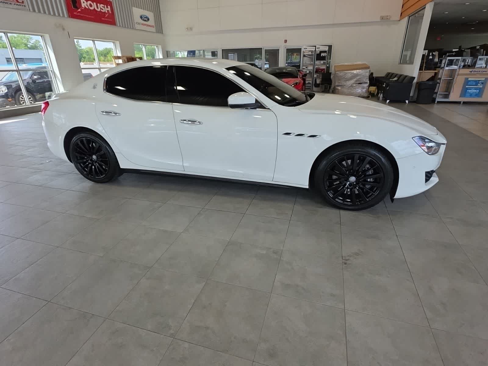 Used 2018 Maserati Ghibli S Q4 AWD/4WD image 6