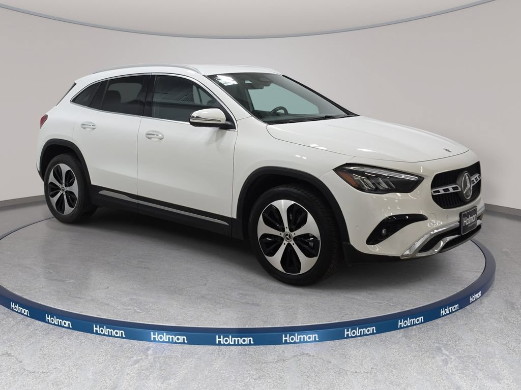 Used 2025 Mercedes-Benz GLA 250 4MATIC image 4