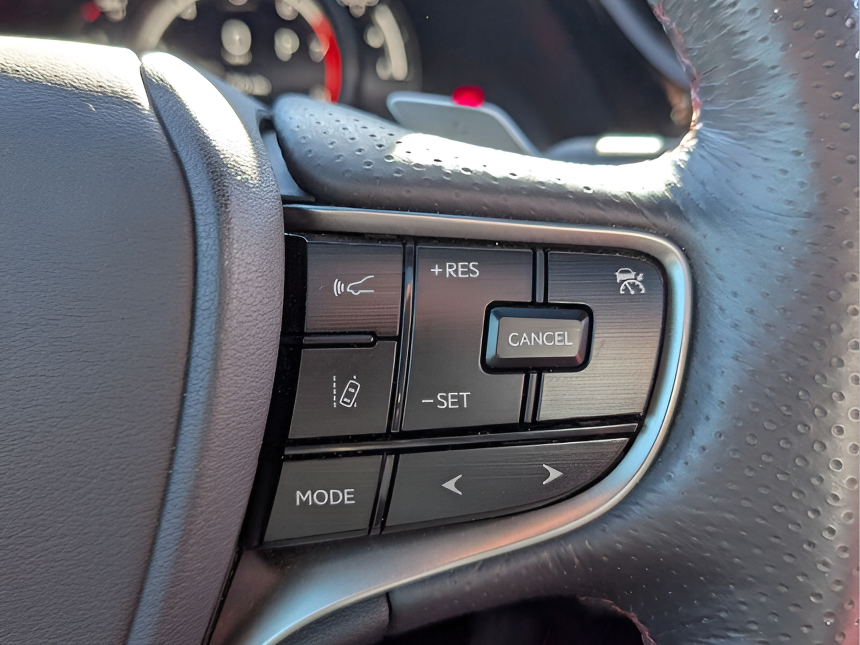 Used 2024 Lexus ES 350 F Sport w/ Accessory Package (Z2) FWD image 25
