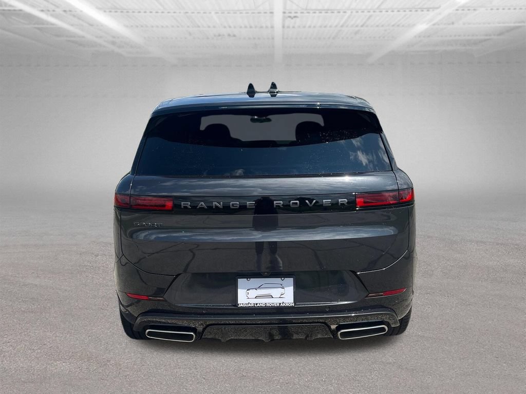 New 2026 Land Rover Range Rover Sport Dynamic SE AWD/4WD image 4
