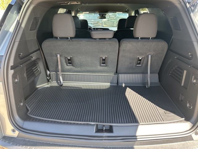 New 2026 Chevrolet Traverse LT FWD image 12