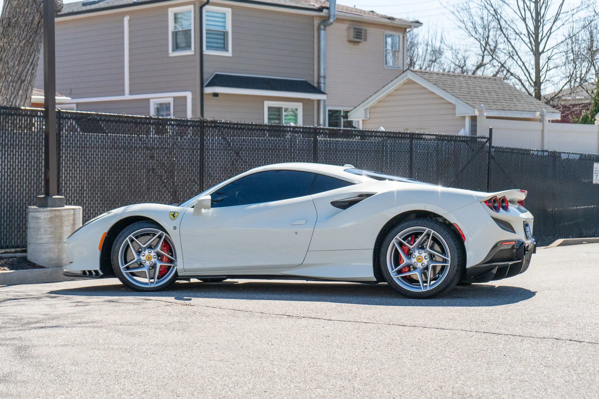 Used 2021 Ferrari F8 Tributo image 36