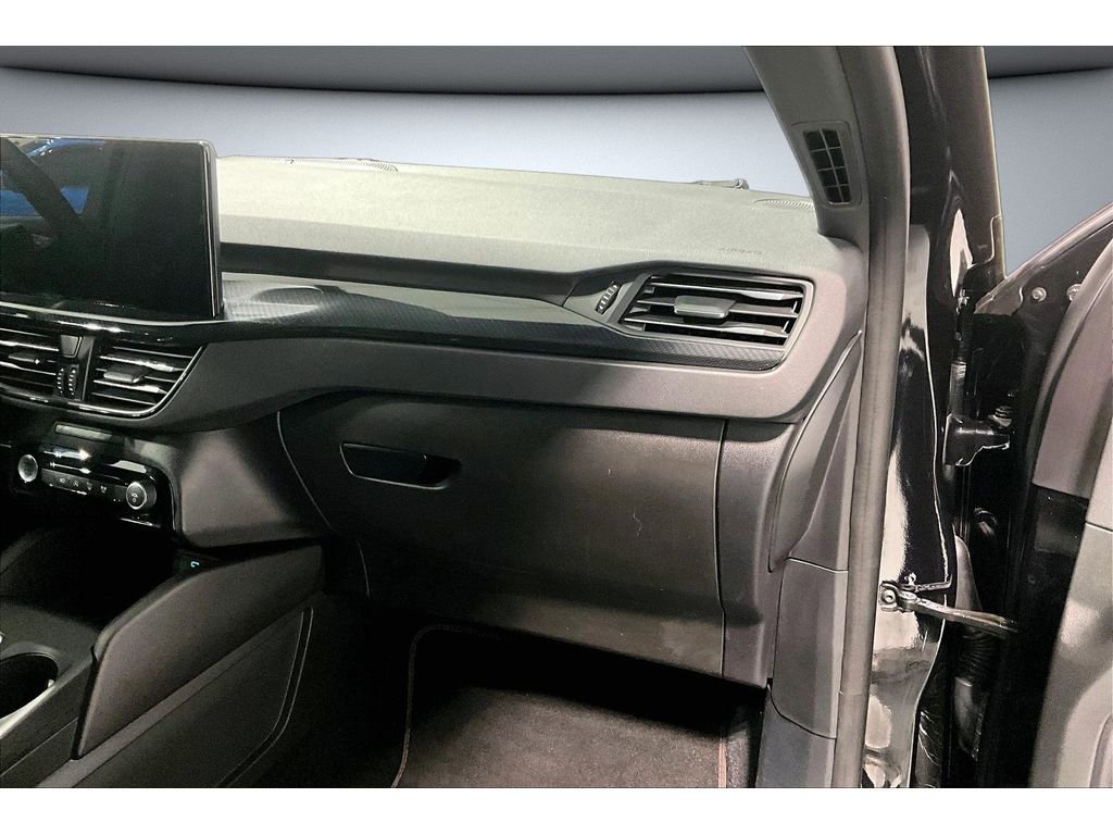 Used 2023 Ford Escape ST-Line Select w/ Tech Pack #2 image 18