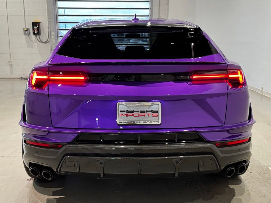 Used 2024 Lamborghini Urus Performante AWD/4WD image 16