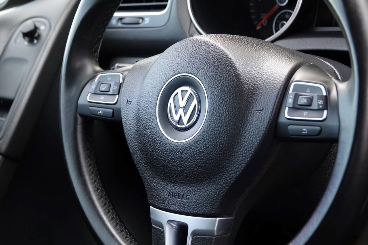 Used 2012 Volkswagen Golf TDI FWD image 76