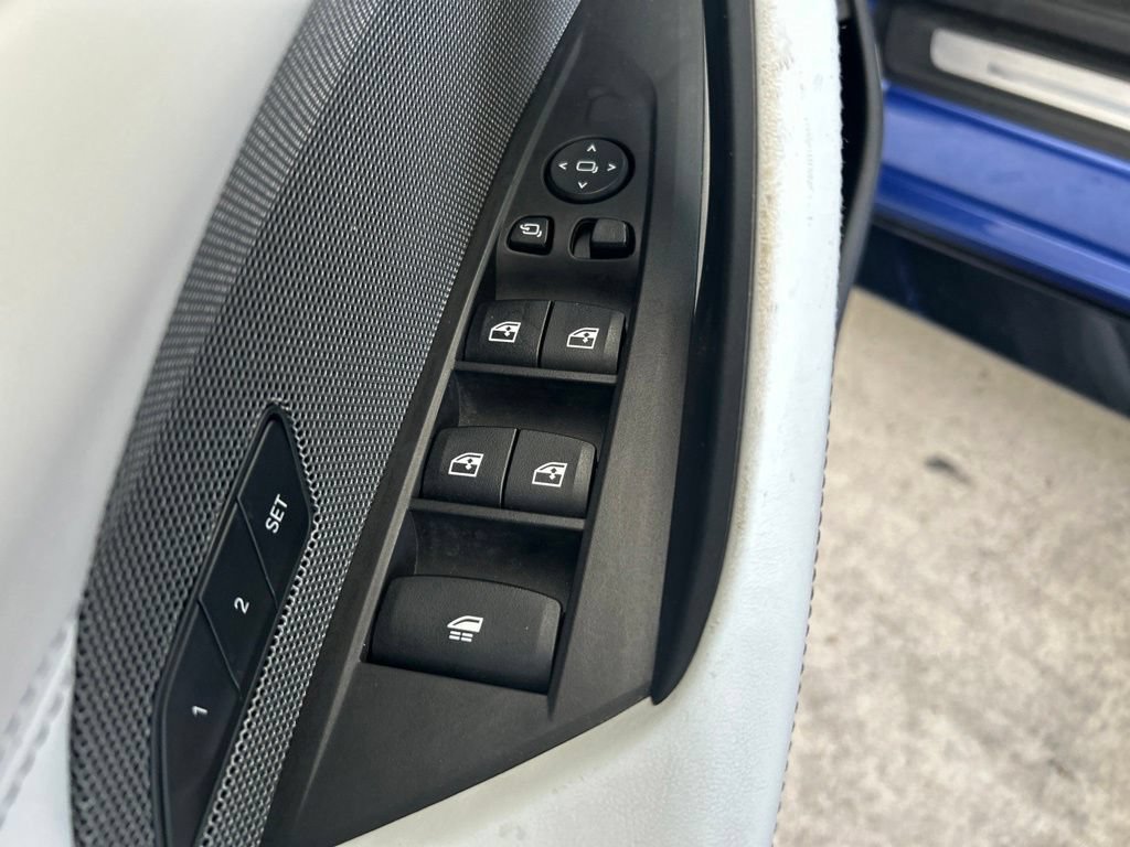 Used 2022 BMW M4 xDrive Competition w/ M Carbon Exterior Package AWD/4WD image 44