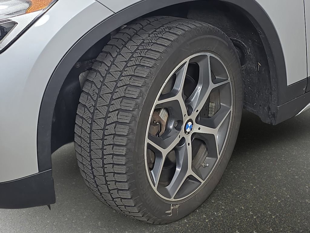 Used 2018 BMW X1 xDrive28i w/ Convenience Package AWD/4WD image 37