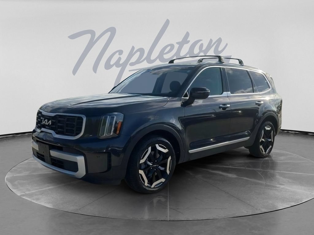 Used 2025 Kia Telluride S AWD/4WD image 3