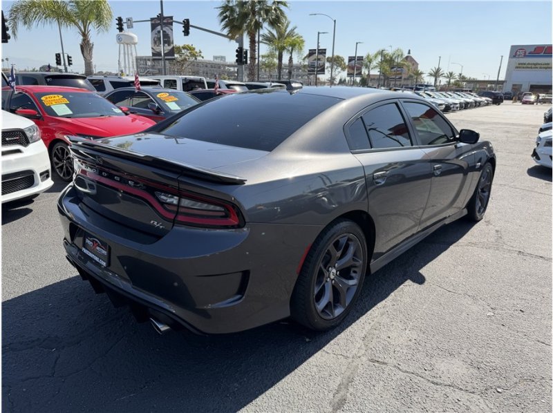 Used 2019 Dodge Charger R/T image 5