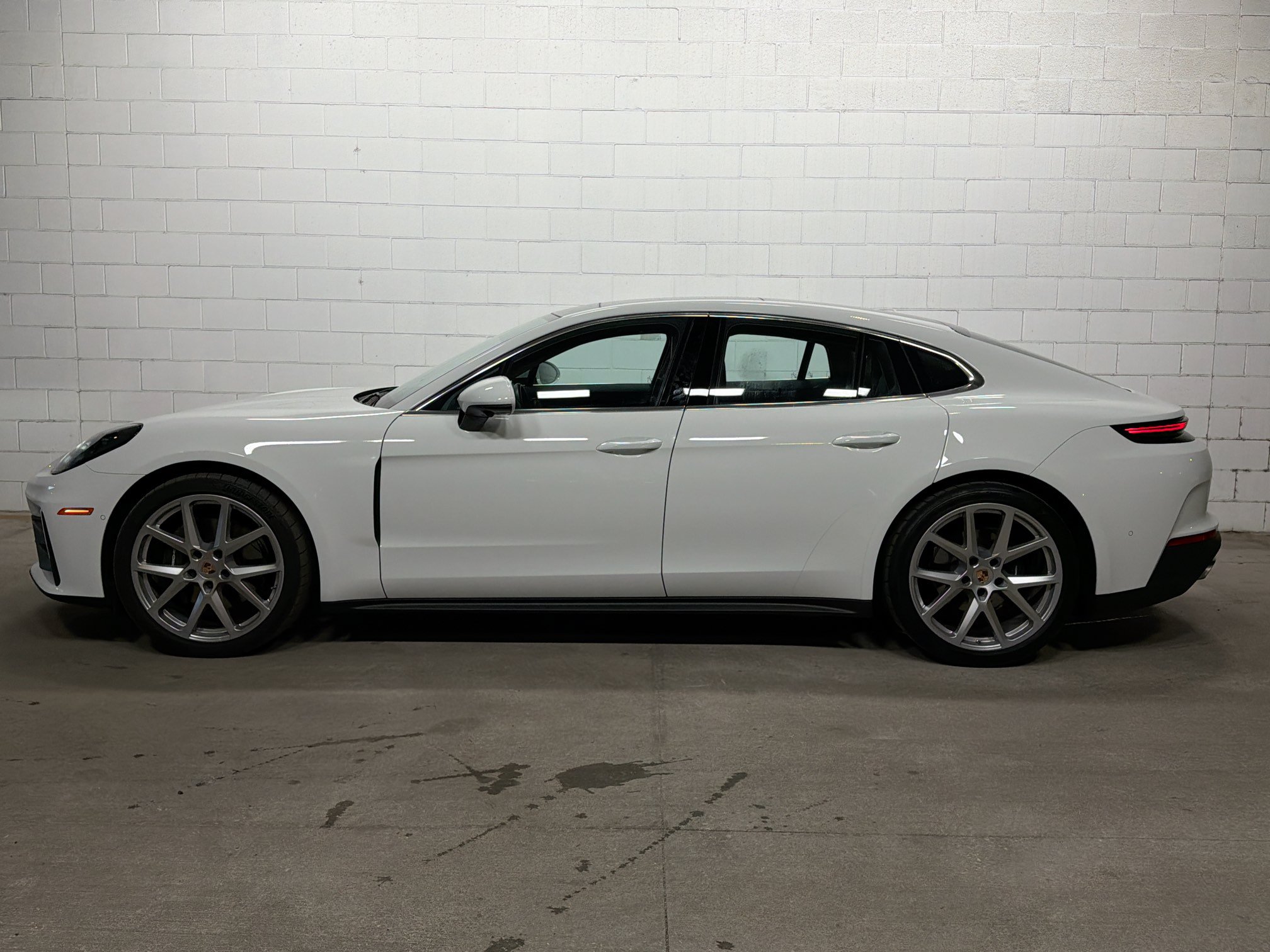Certified 2026 Porsche Panamera image 2