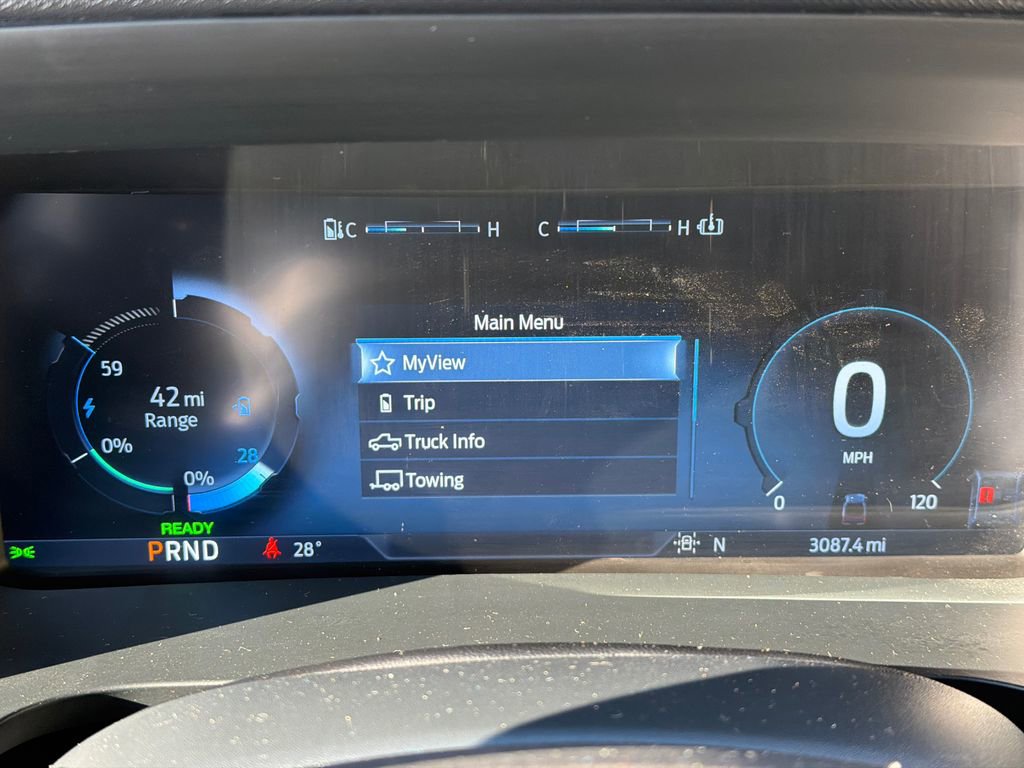 Used 2025 Ford F150 Lightning XLT image 23