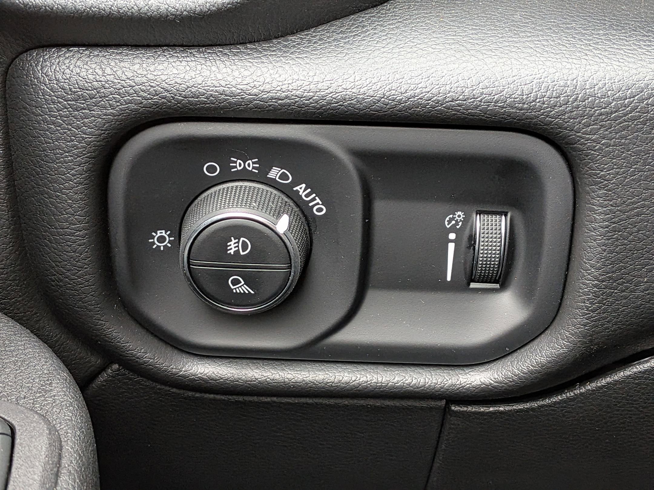 New 2026 RAM 2500 Tradesman AWD/4WD image 24