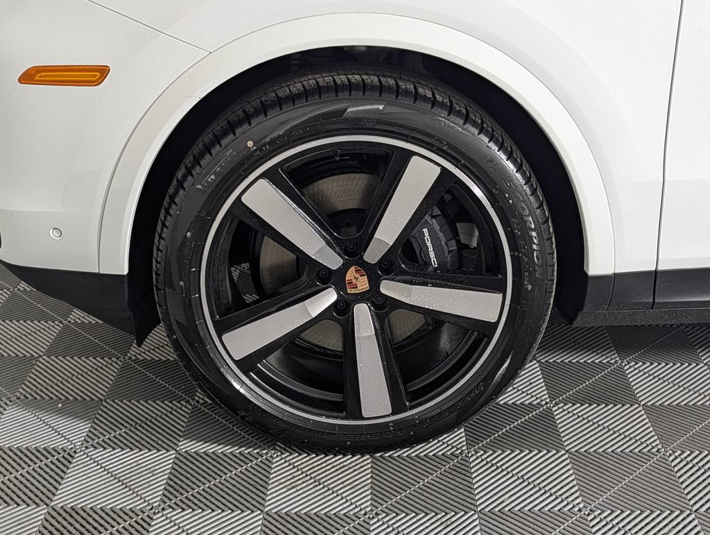 New 2026 Porsche Cayenne AWD/4WD image 11