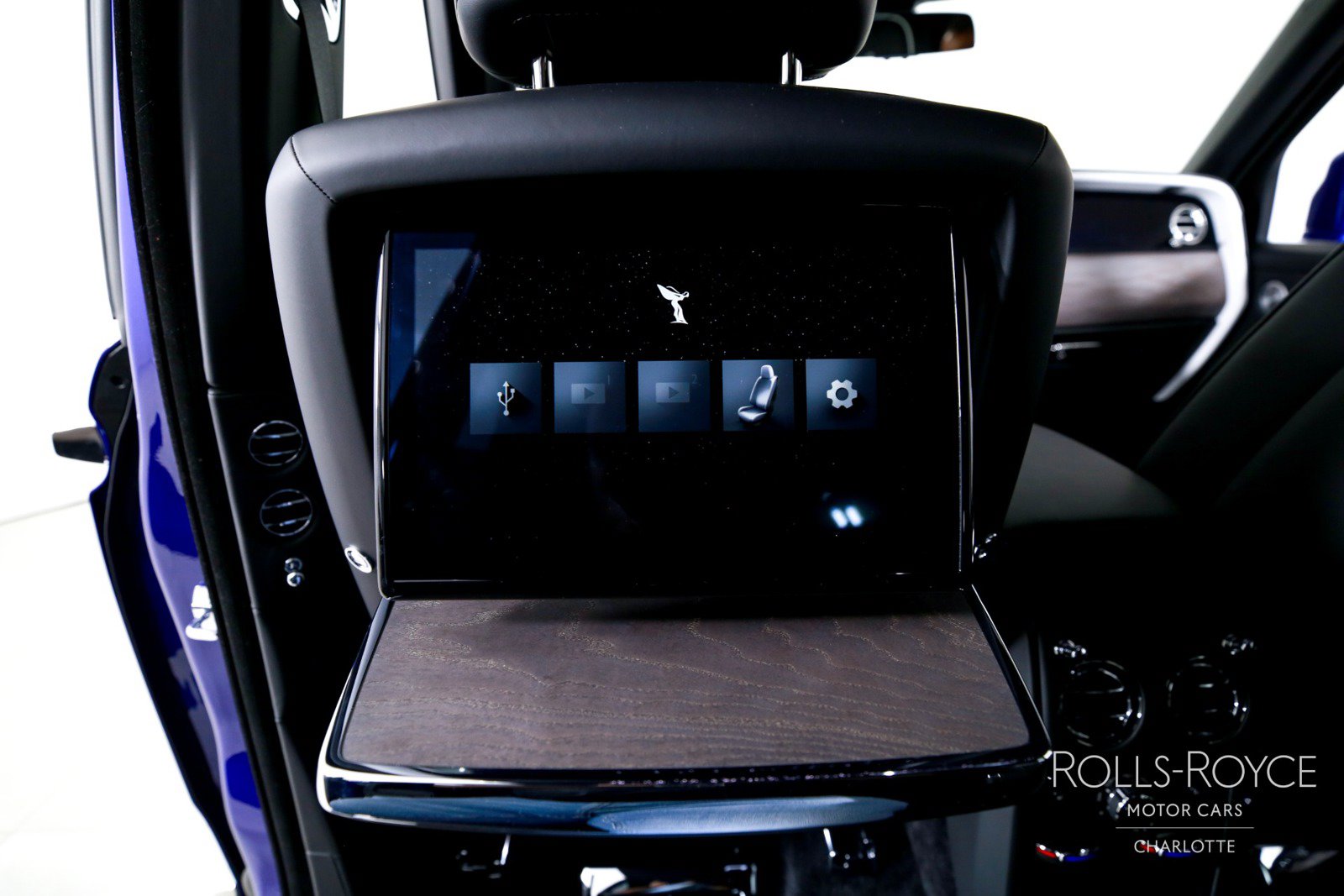 New 2026 Rolls-Royce Cullinan w/ Cullinan Package AWD/4WD image 21