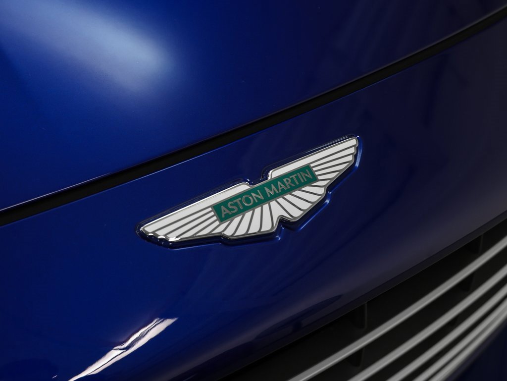 Used 2024 Aston Martin DB12 Convertible image 7