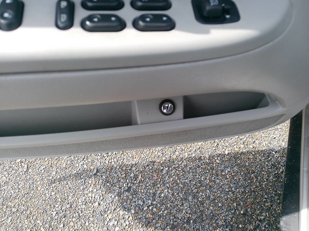 Used 2005 Mercury Grand Marquis LS image 24