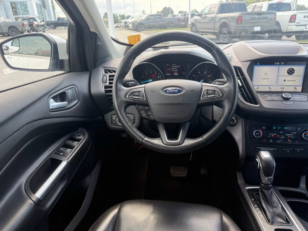 Used 2019 Ford Escape SEL image 12