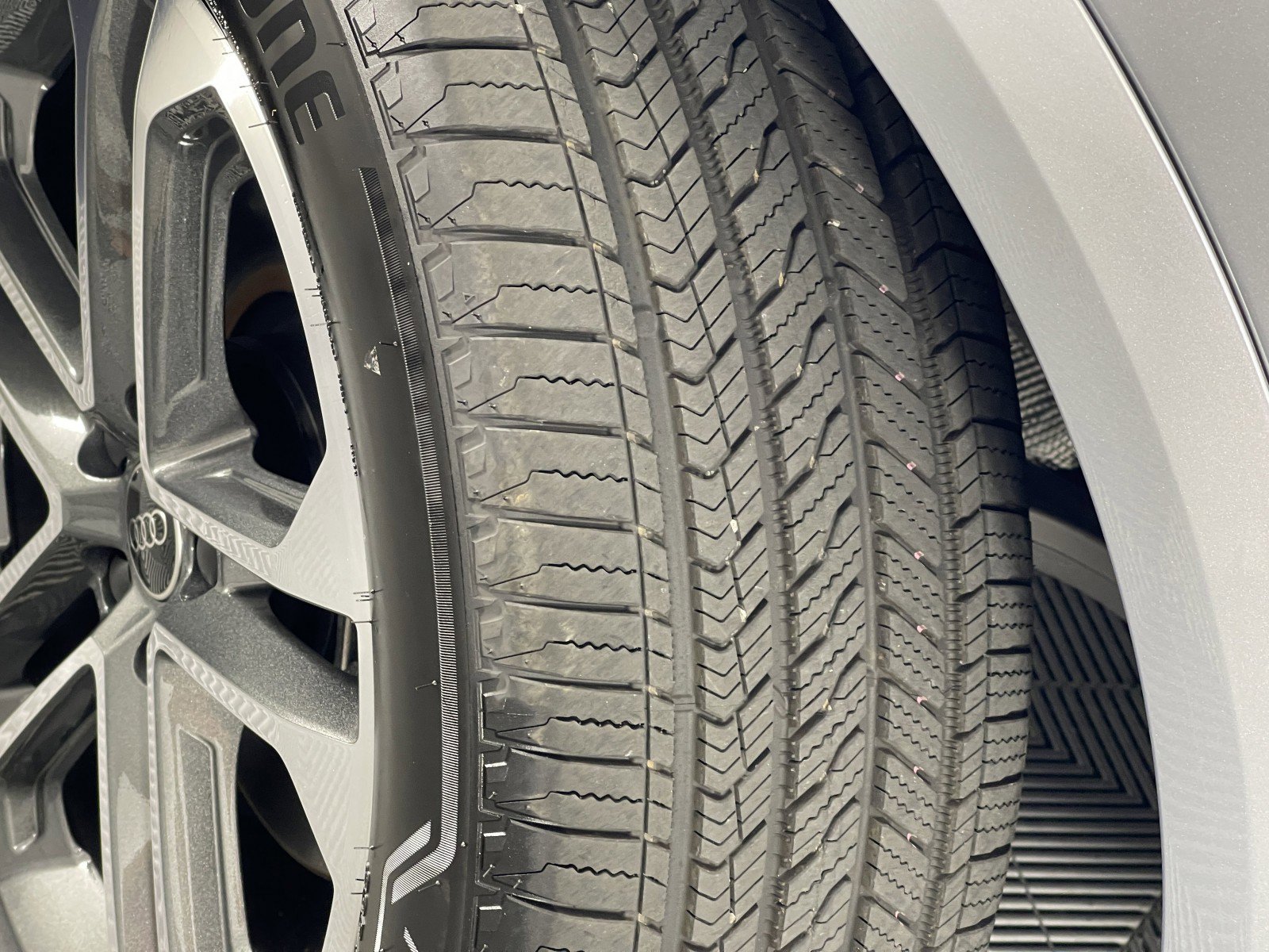 New 2025 Audi Q5 Premium Plus w/ Premium Plus image 8