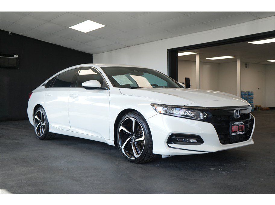 Used 2018 Honda Accord Sport image 1