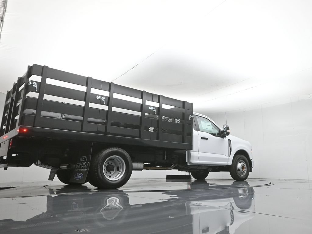 New 2026 Ford F350 XL w/ XL Chrome Package RWD image 43