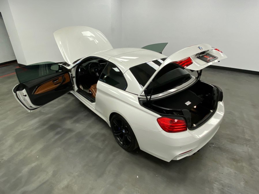 Used 2016 BMW M4 Convertible RWD image 52