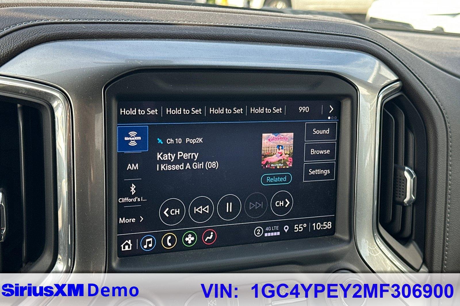 Used 2021 Chevrolet Silverado 2500 LTZ w/ LTZ Convenience Package image 26