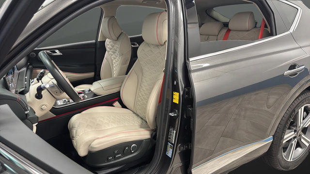 Used 2025 Genesis GV80 3.5T AWD/4WD image 9