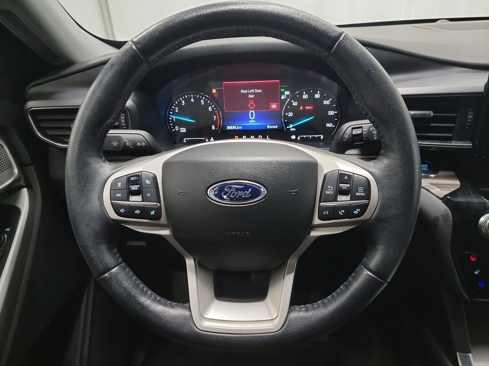 Used 2022 Ford Explorer Limited w/ Equipment Group 301A image 26