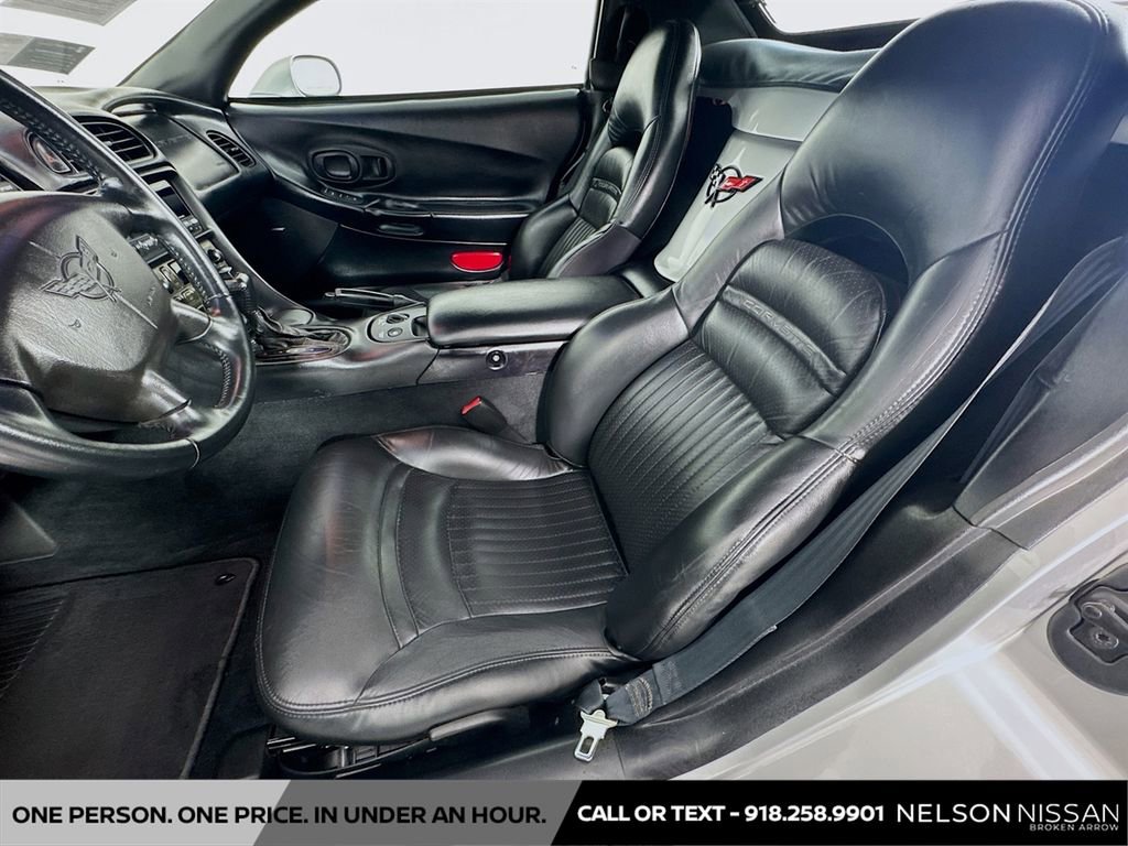 Used 1999 Chevrolet Corvette Convertible w/ Memory Pkg image 19