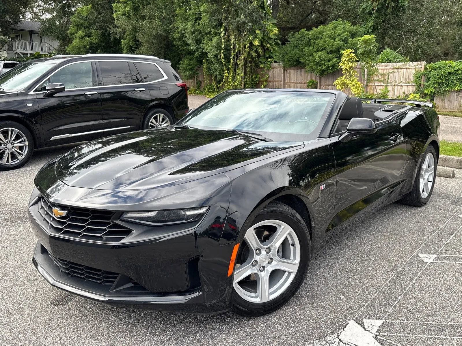 Used 2023 Chevrolet Camaro LT RWD image 10