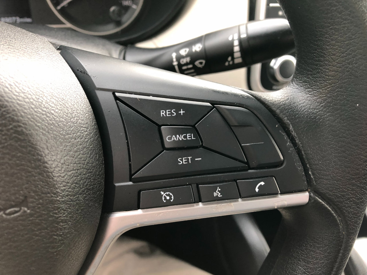 Used 2021 Nissan Versa SV image 14