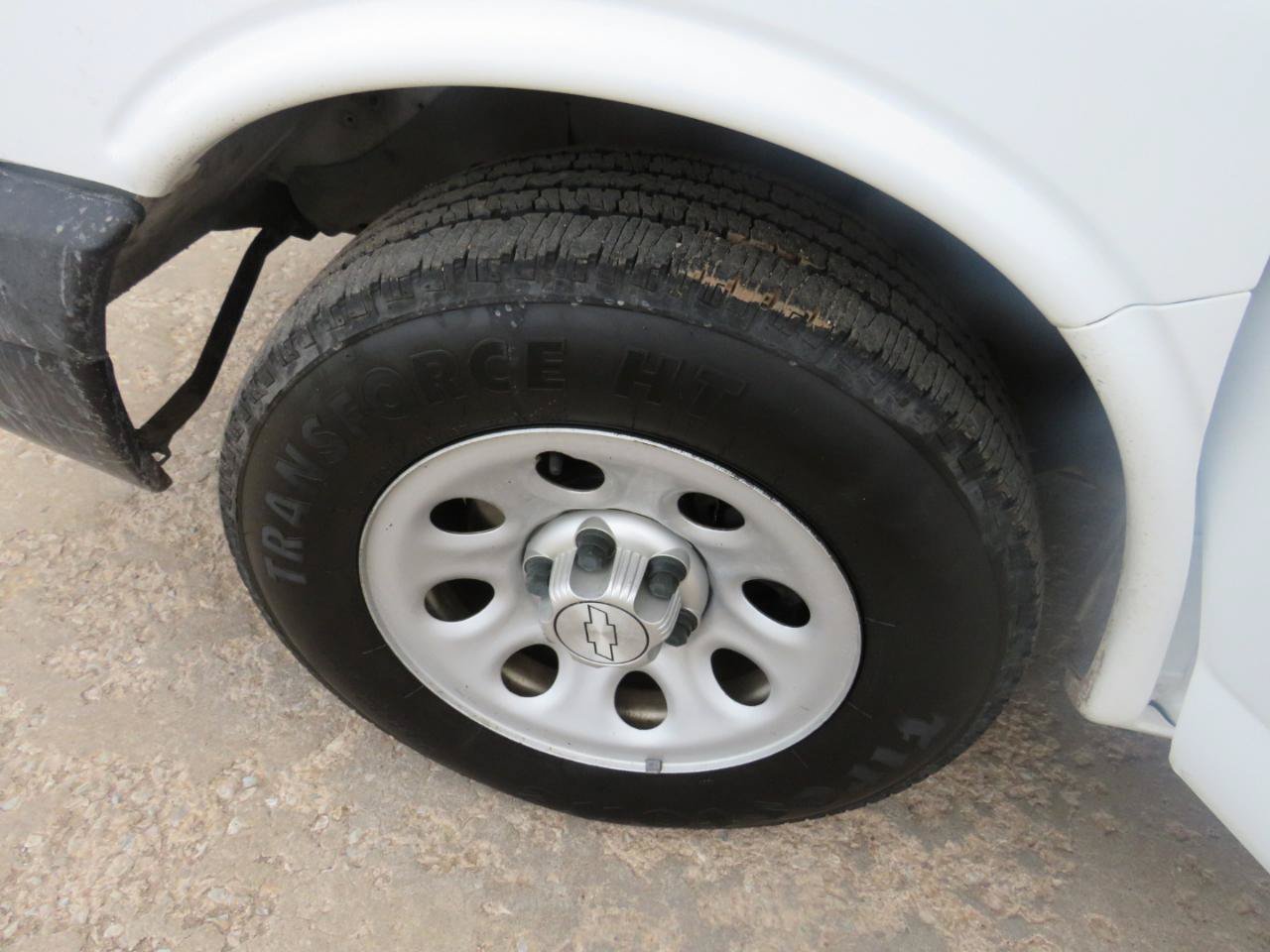Used 2014 Chevrolet Express 1500 LS RWD image 30