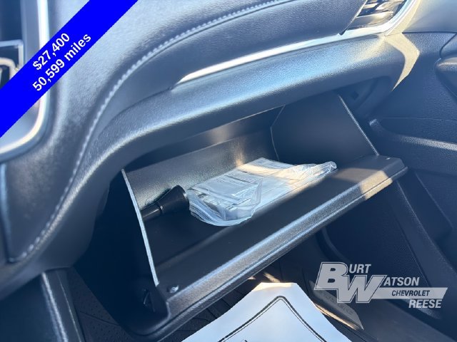 Used 2023 Chevrolet Traverse LT FWD image 34