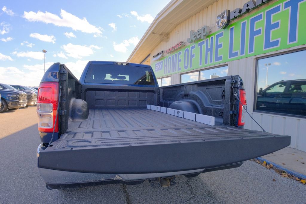 Used 2024 RAM 3500 Big Horn w/ Bed Utility Group image 17