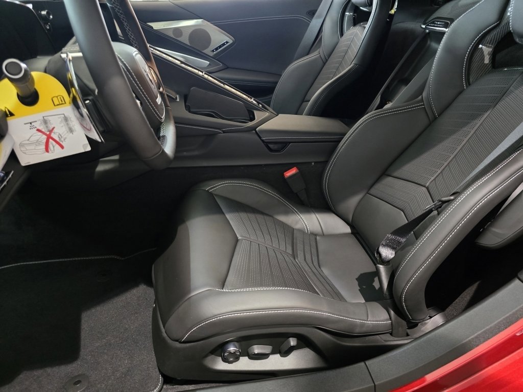 New 2025 Chevrolet Corvette Stingray Preferred Cpe w/ Z51 Performance Package image 15