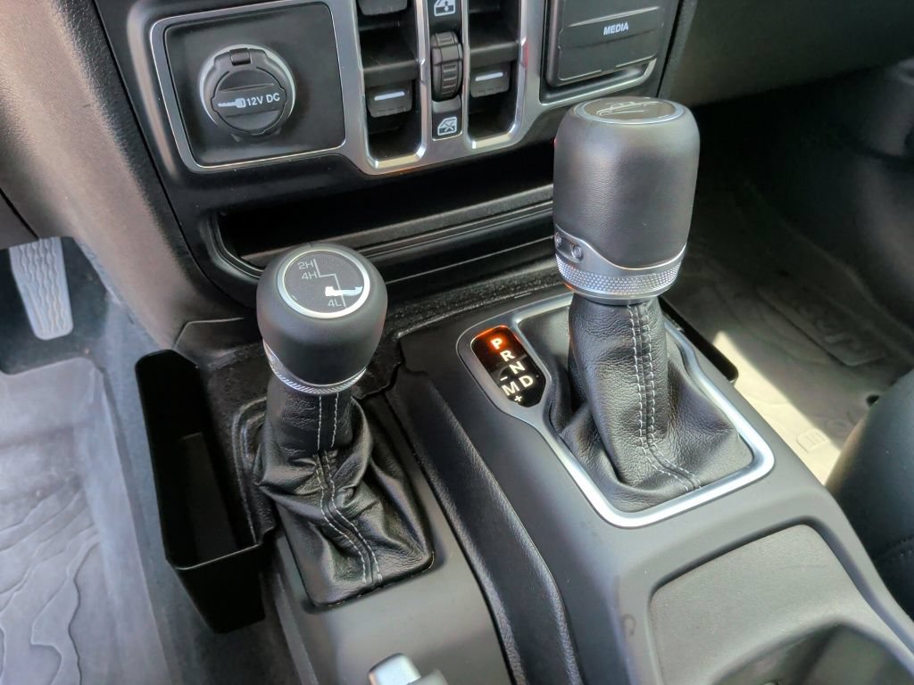 Used 2024 Jeep Gladiator Sport AWD/4WD image 33