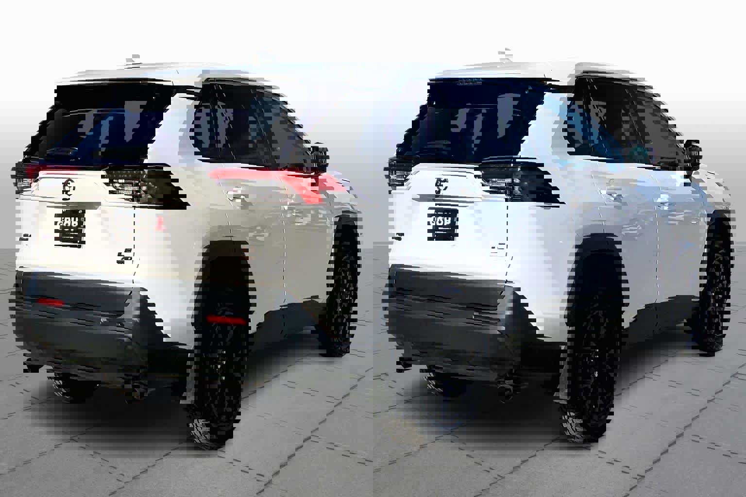 Used 2024 Toyota RAV4 LE image 12