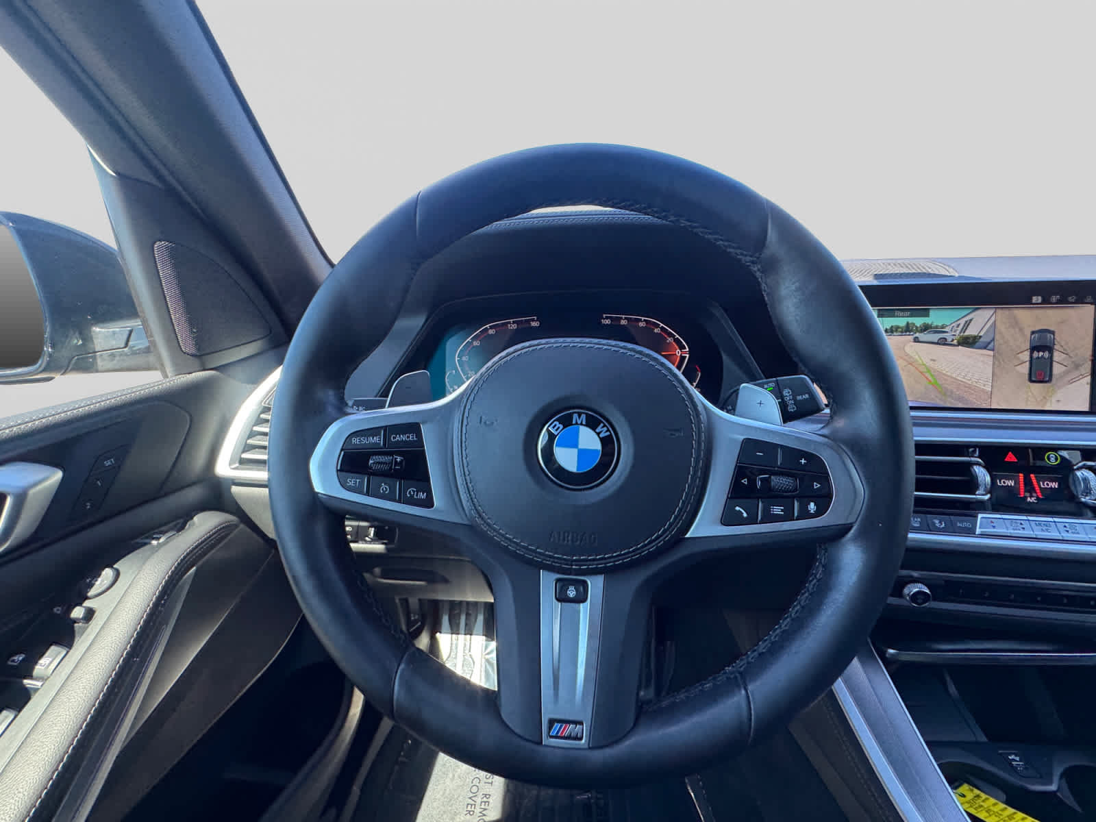 Used 2022 BMW X5 xDrive40i w/ M Sport Package AWD/4WD image 11