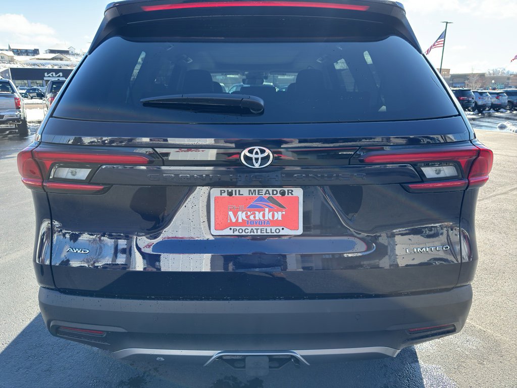 New 2026 Toyota Grand Highlander Limited image 3