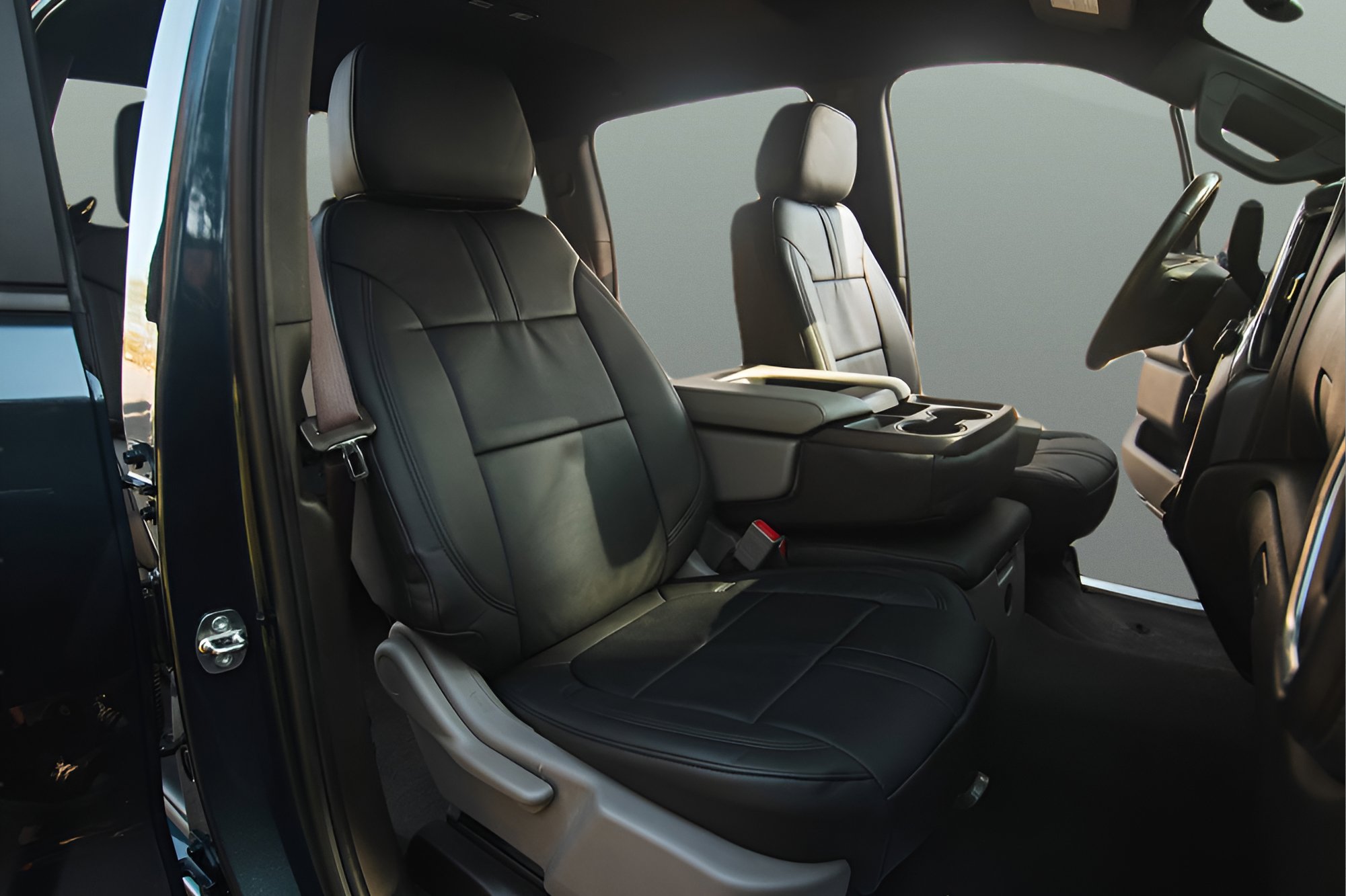 Used 2020 Chevrolet Silverado 1500 LT w/ All-Star Edition image 29