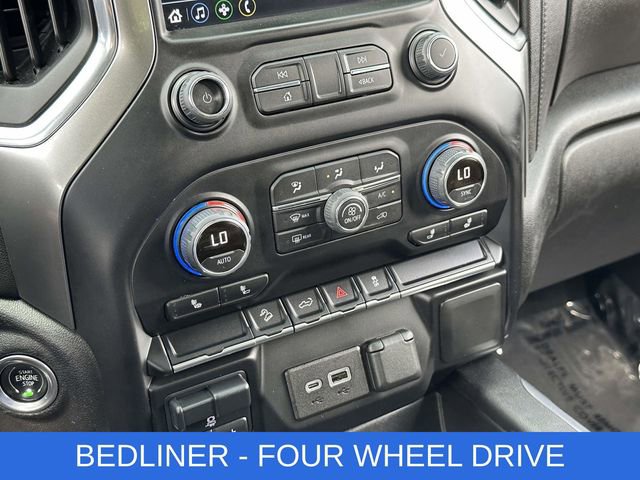 Used 2021 Chevrolet Silverado 1500 LT Trail Boss w/ LPO, Dark Essentials Package AWD/4WD image 7