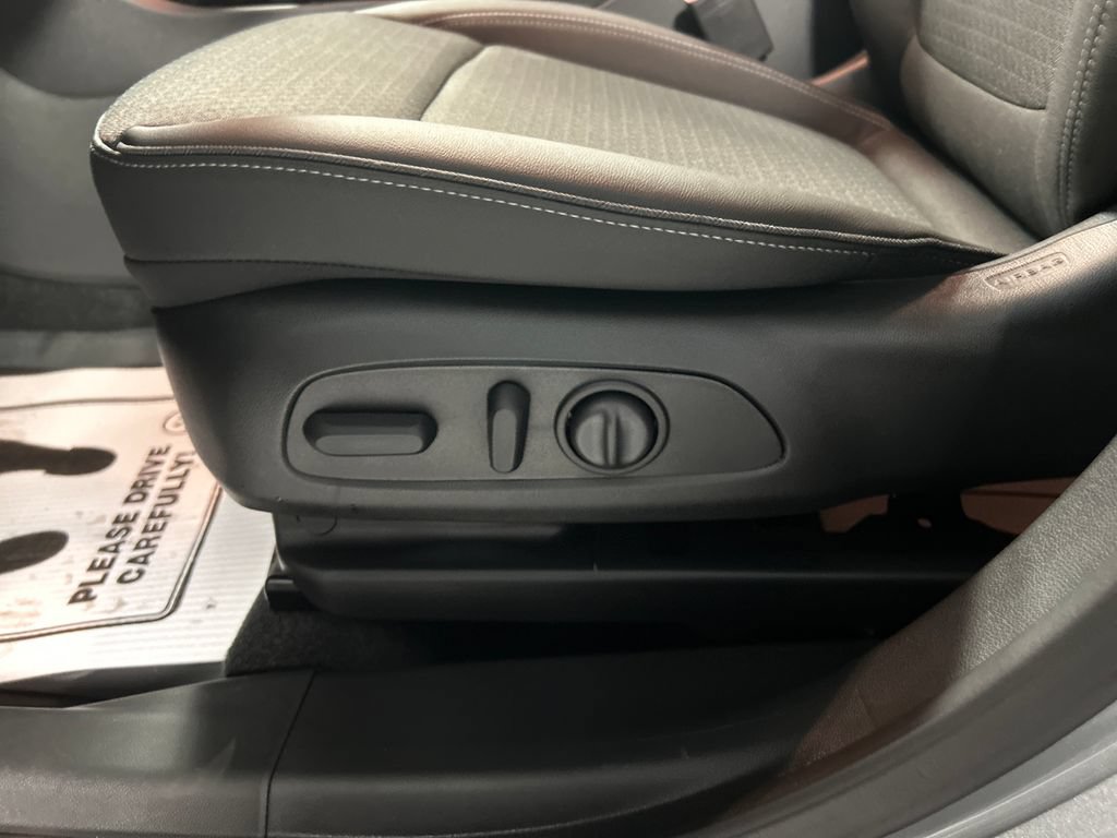 New 2026 Buick Encore GX Preferred w/ Advanced Technology Package AWD/4WD image 11