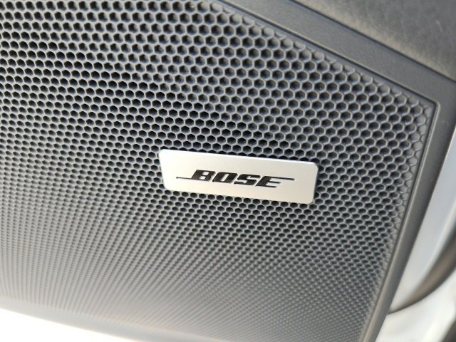 Used 2021 Porsche Cayenne w/ Premium Package image 6