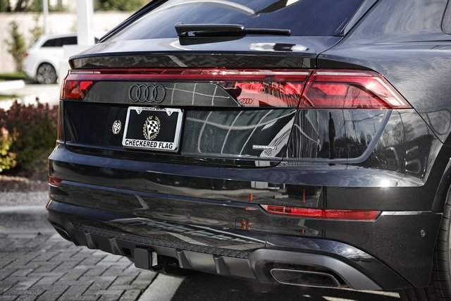 New 2026 Audi Q8 Prestige image 9