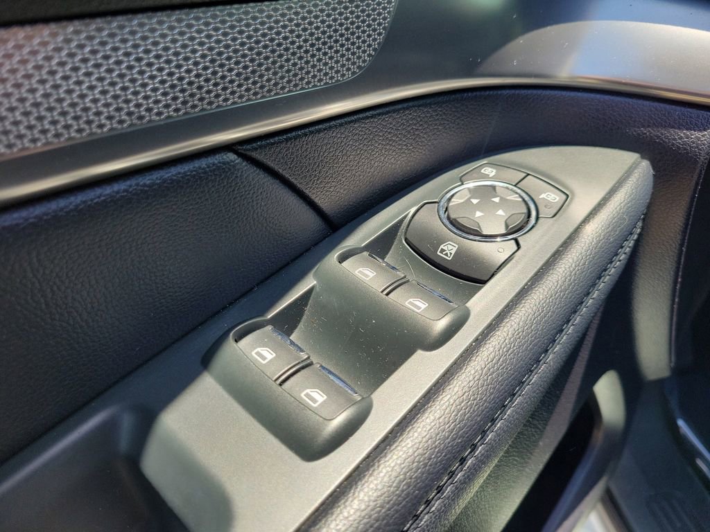 Used 2019 Ford Explorer XLT FWD image 15