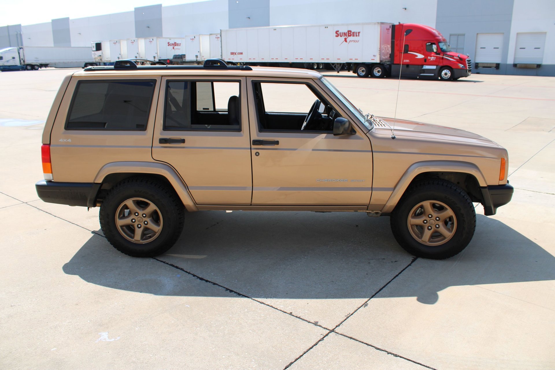 Used 1999 Jeep Cherokee Sport AWD/4WD image 24